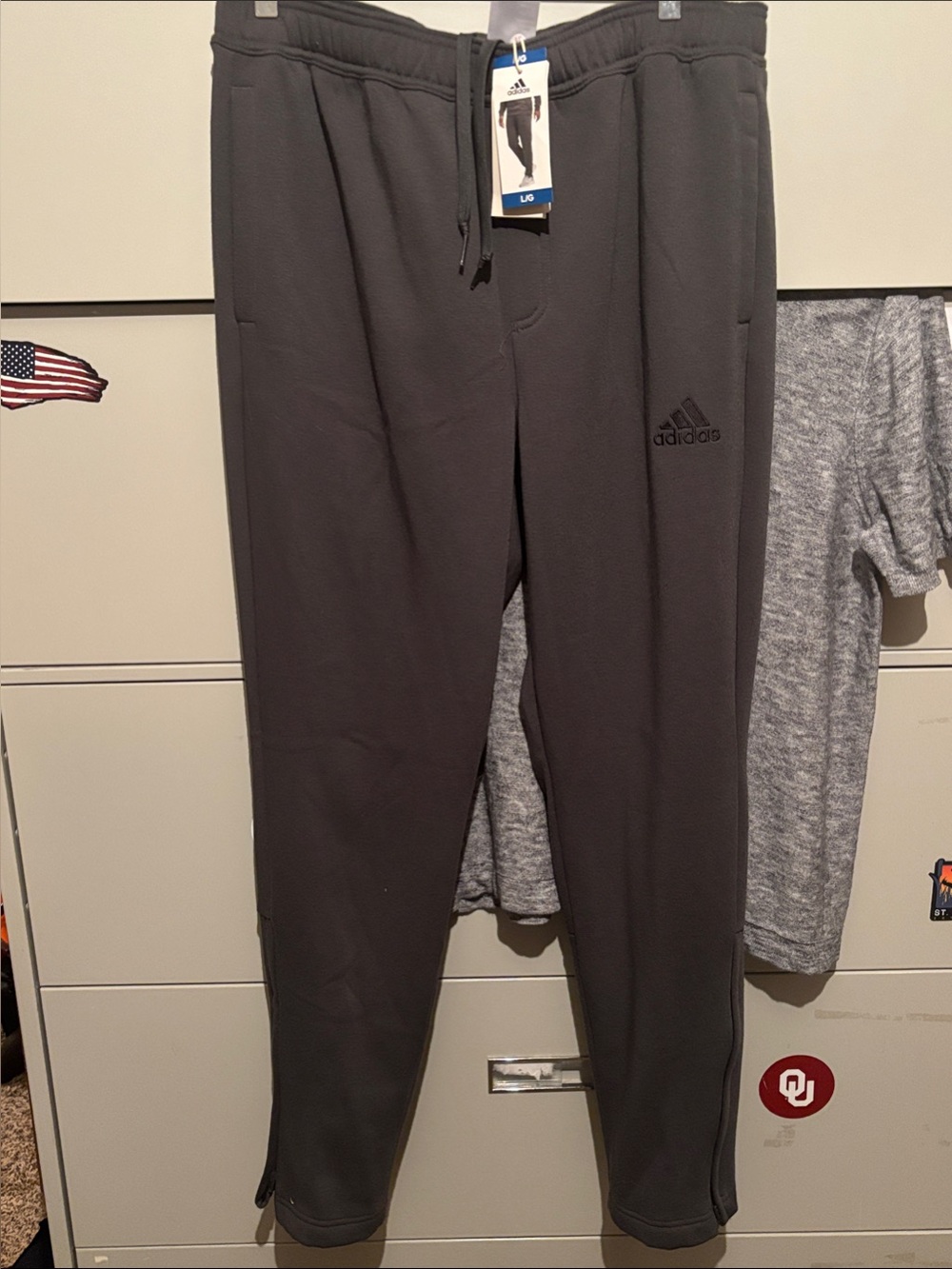 adidas Men's Grey Tapered Joggers - GREYSIX